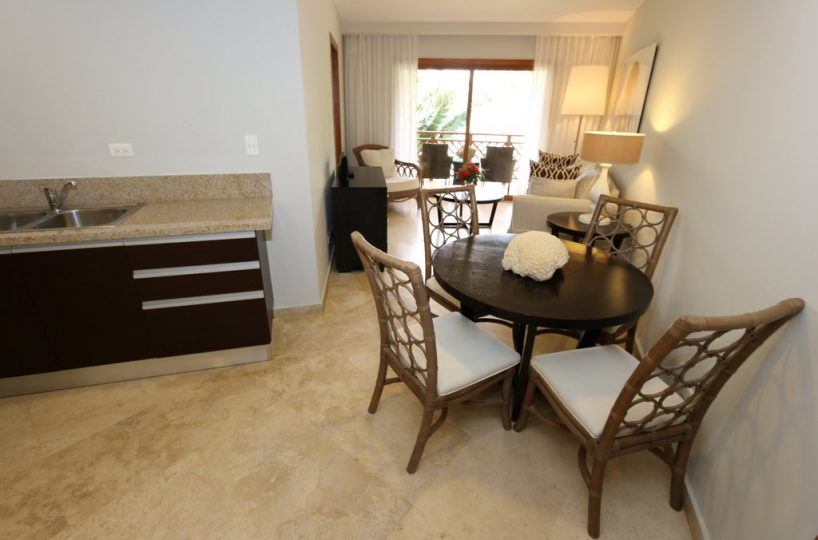 Puerto Bahia Condo For Sale in Private Community Dining area View