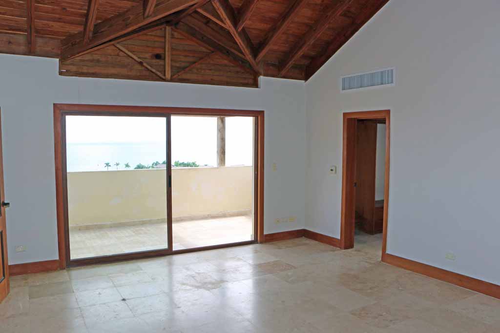 penthouse-for-sale-in-puerto-bahia