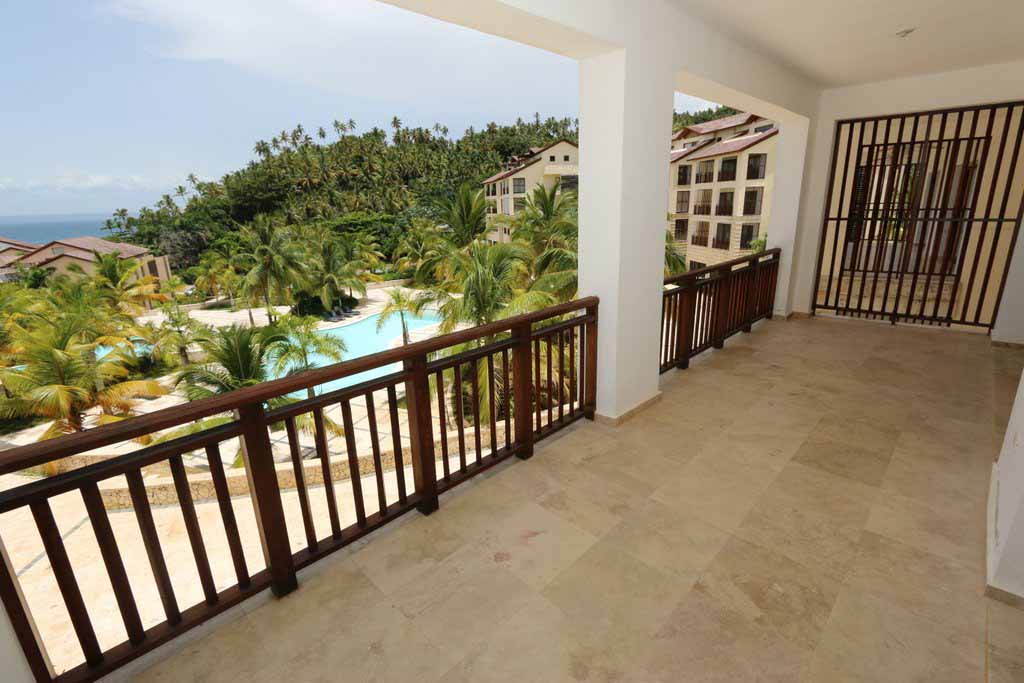 puerto-bahia-valle-alto-condo-for-sale-C301-balcony-view