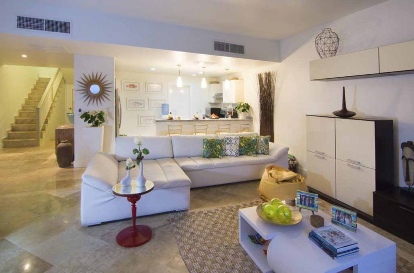puerto-bahia-luxury-villa-montana-for-sale-living-area-view