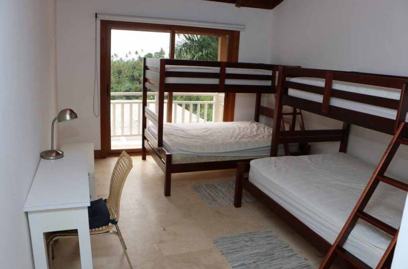 puerto-bahia-villa-for-sale-in-the-mountain-children's-bed-interior-view