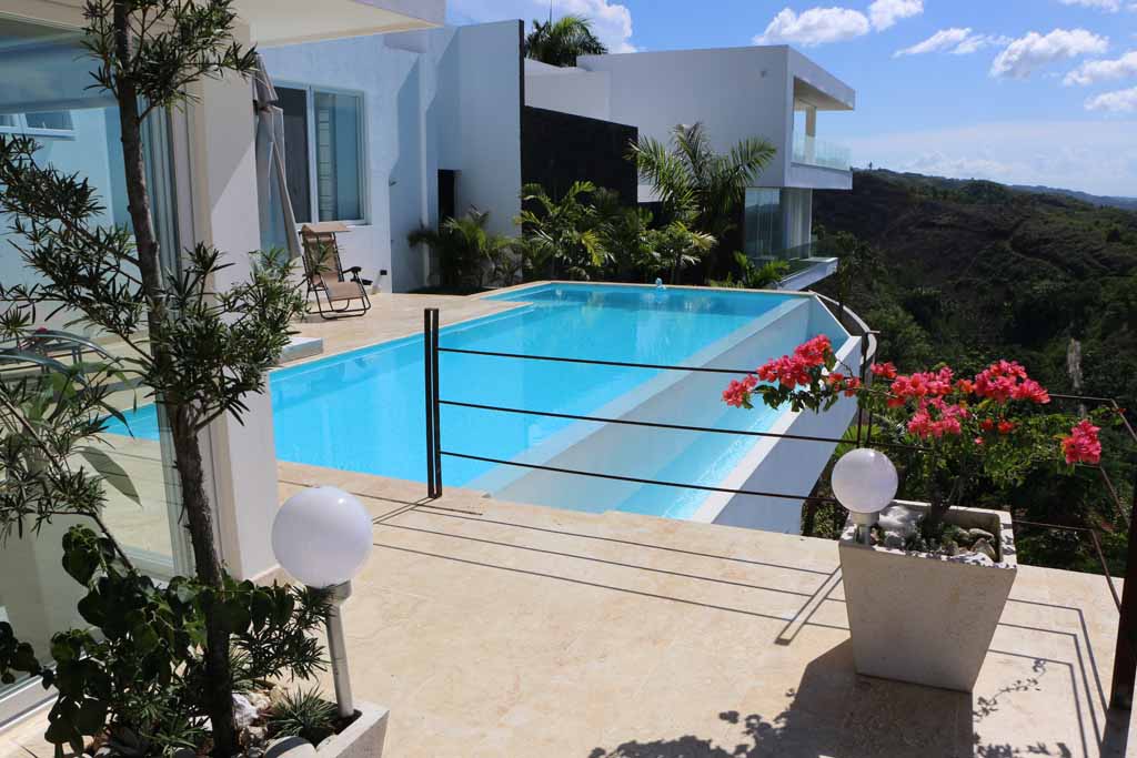 villa-bellevista-vill- in-high-place-private-community-in-las-terrenas-pool-terrace